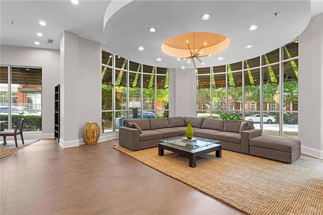 870 Inman Village Parkway NE 204, Atlanta, GA 30307