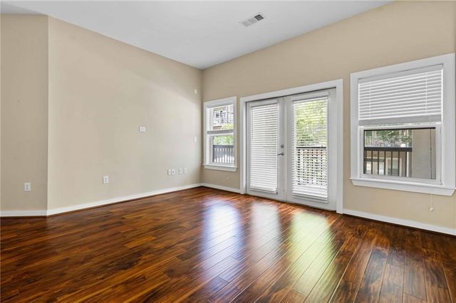 870 Inman Village Parkway NE 204, Atlanta, GA 30307