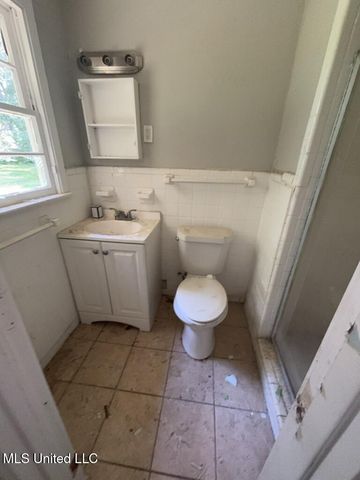 1043 Deryll Street, Jackson, MS 39212