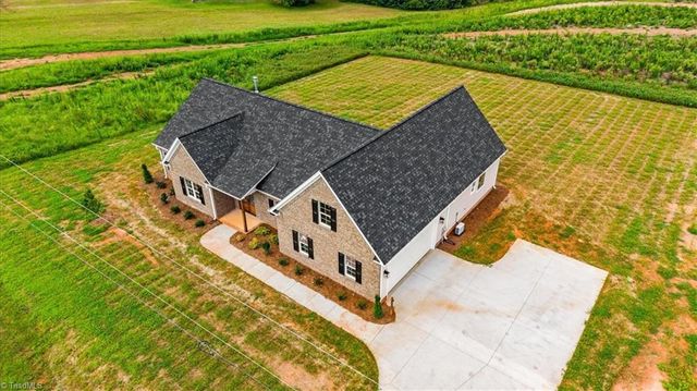 156 Greenhill Road, Mocksville, NC 27028