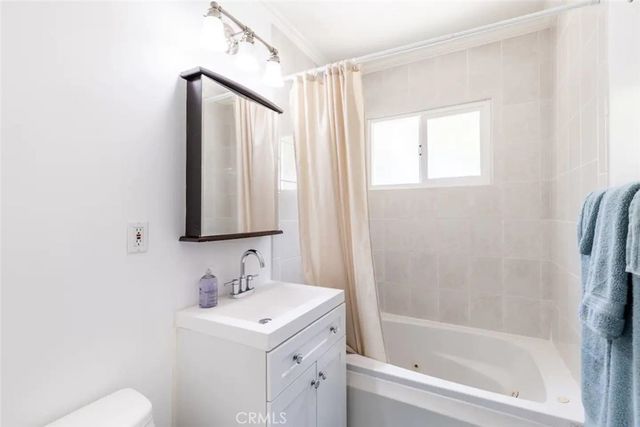 6838 Bertrand, Reseda, CA 91335