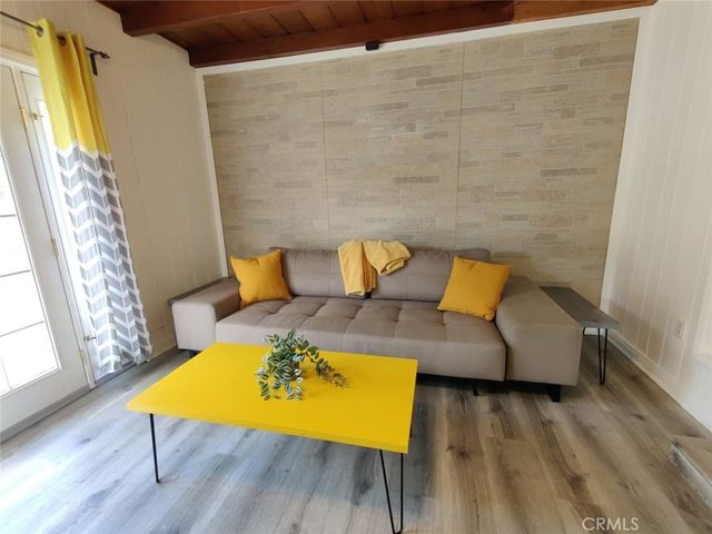 6838 Bertrand, Reseda, CA 91335