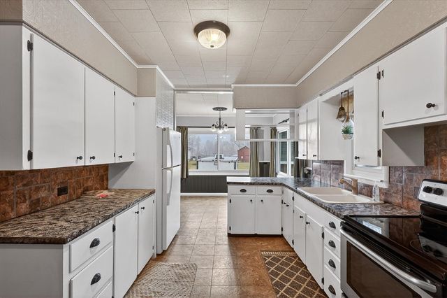 1187 Haynor Road, Ionia, MI 48846