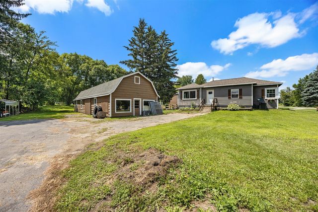 1187 Haynor Road, Ionia, MI 48846