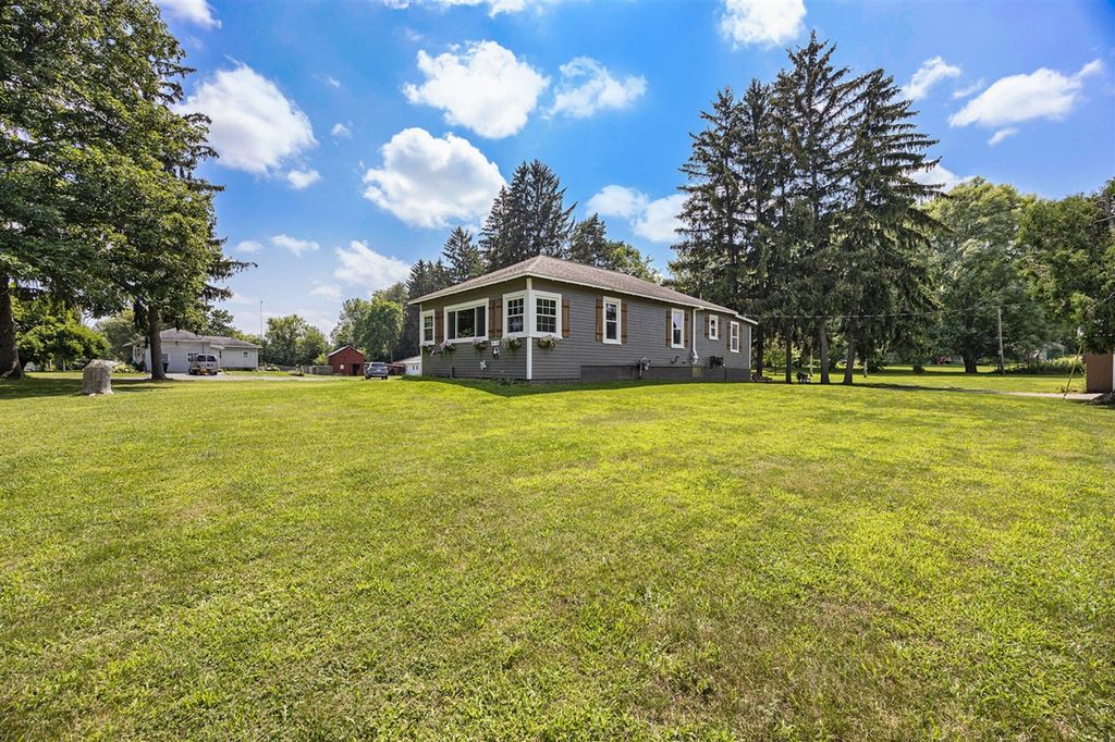 1187 Haynor Road, Ionia, MI 48846