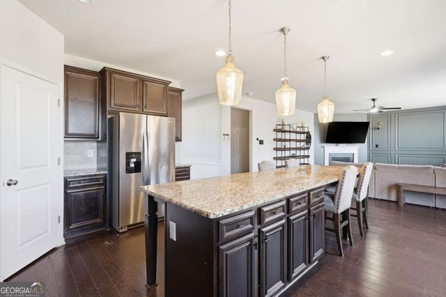 550 Birkdale Drive, Fairburn, GA 30213