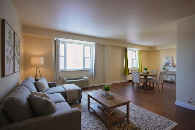 4625 Fifth 408, Oakland, PA 15213