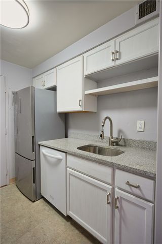 4625 Fifth 408, Oakland, PA 15213