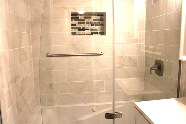 4625 Fifth 408, Oakland, PA 15213