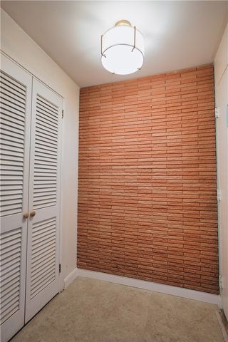 4625 Fifth 408, Oakland, PA 15213