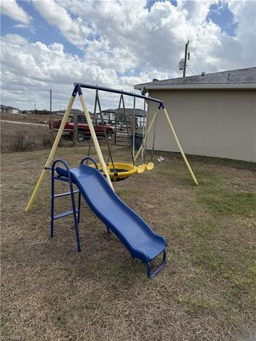 9025 Lamkin CIR, Labelle, FL 33935