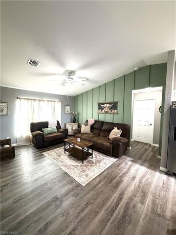 9025 Lamkin CIR, Labelle, FL 33935