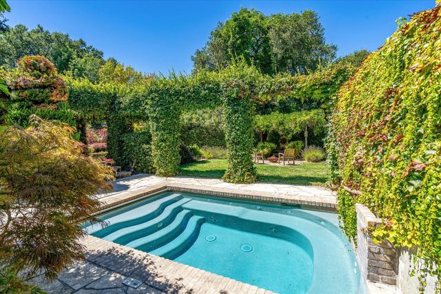 1549 E Napa St, Sonoma, CA 95476