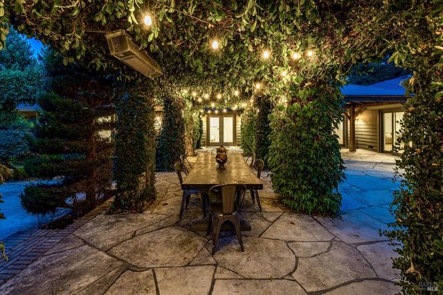 1549 E Napa St, Sonoma, CA 95476