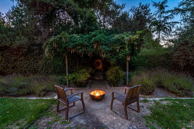 1549 E Napa St, Sonoma, CA 95476