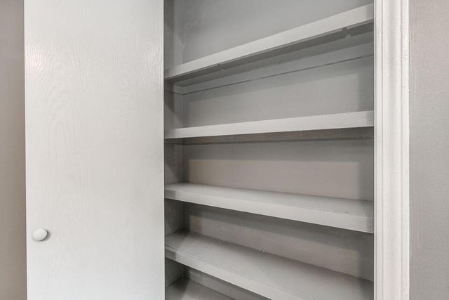 1363 Welch Road, Reeds Spring, MO 65737