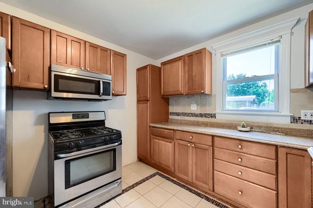 5200 6TH ST, Baltimore, MD 21225