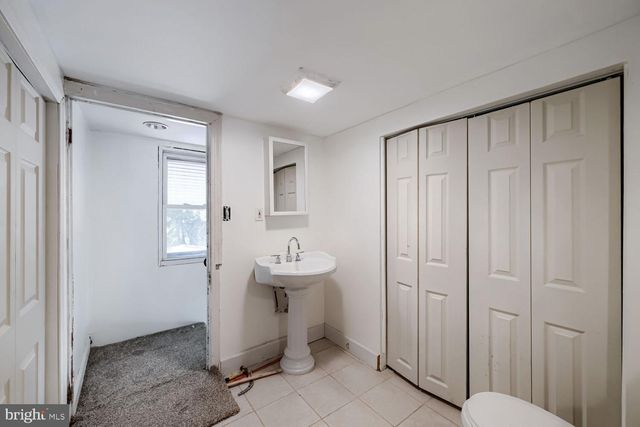 5200 6TH ST, Baltimore, MD 21225