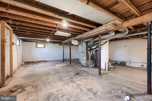 5200 6TH ST, Baltimore, MD 21225