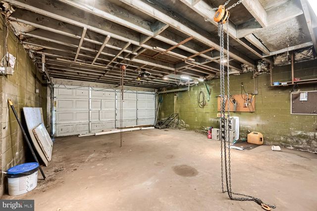 5200 6TH ST, Baltimore, MD 21225
