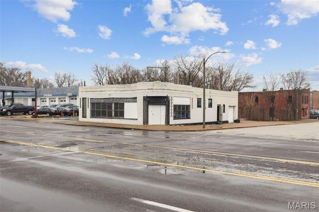2600 N Florissant Avenue, St Louis, MO 63106