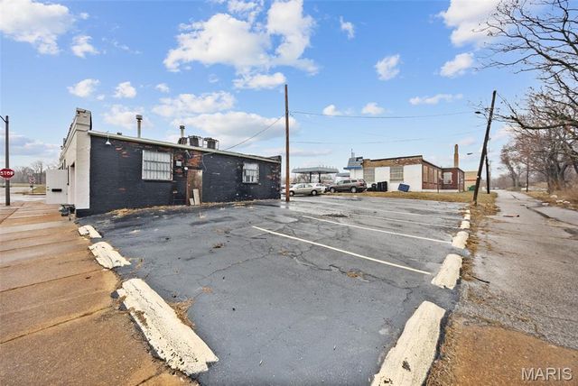 2600 N Florissant Avenue, St Louis, MO 63106