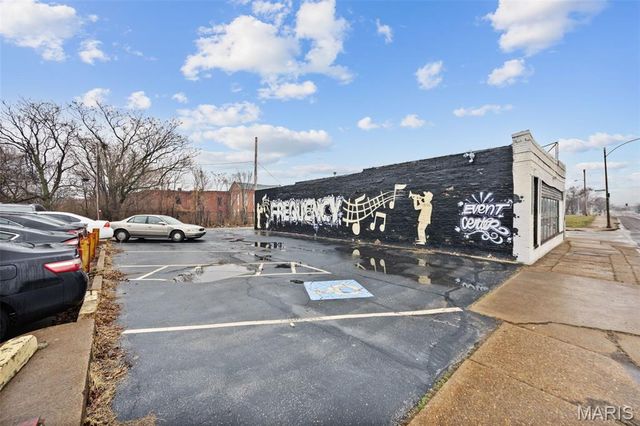2600 N Florissant Avenue, St Louis, MO 63106