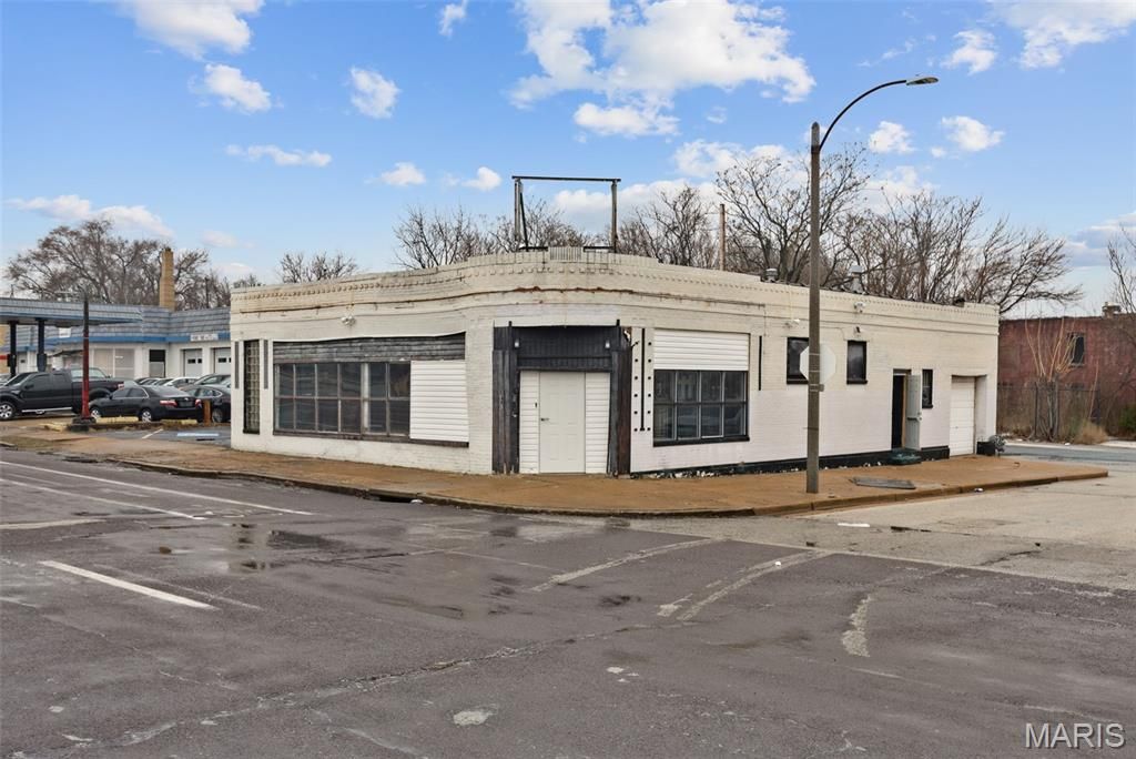 2600 N Florissant Avenue, St Louis, MO 63106