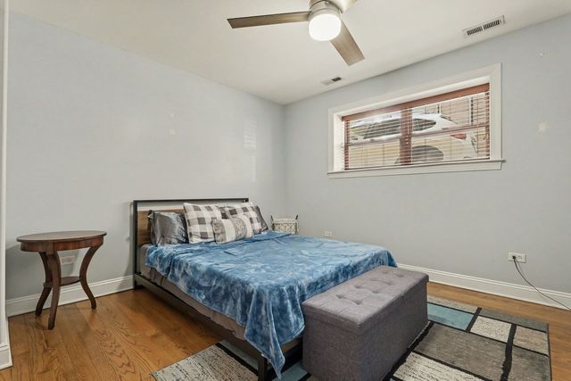 857 W Ainslie Street G, Chicago, IL 60640