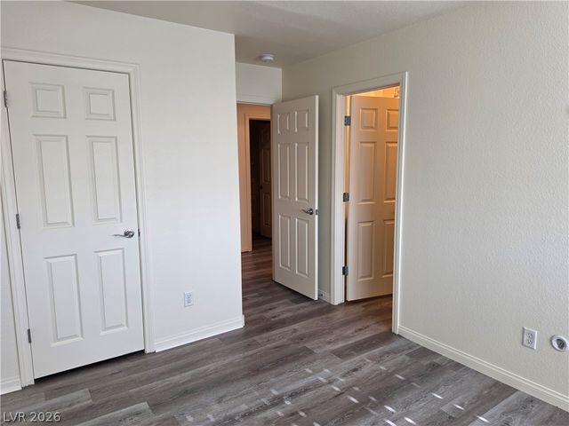 9739 Fox Estate Street, Las Vegas, NV 89141