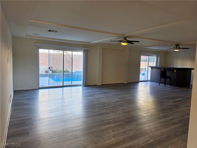 9739 Fox Estate Street, Las Vegas, NV 89141