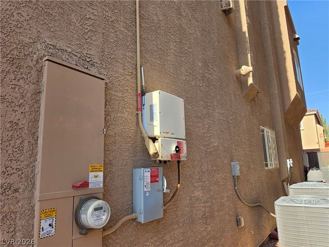 9739 Fox Estate Street, Las Vegas, NV 89141