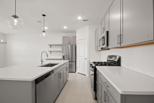 447 East Rose Marie Lane, Montgomery, TX 77356