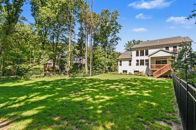 8802 Lapham Drive NE, Rockford, MI 49341