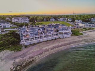 286 Grand Avenue 8U, Falmouth, MA 02540