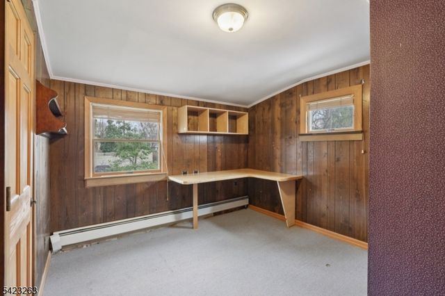 27 Jagoe St, Bergenfield Boro, NJ 07621