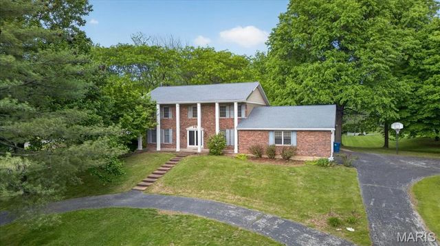 14731 Philip Meadows Court, Florissant, MO 63034