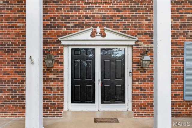 14731 Philip Meadows Court, Florissant, MO 63034