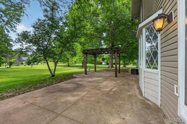 14731 Philip Meadows Court, Florissant, MO 63034
