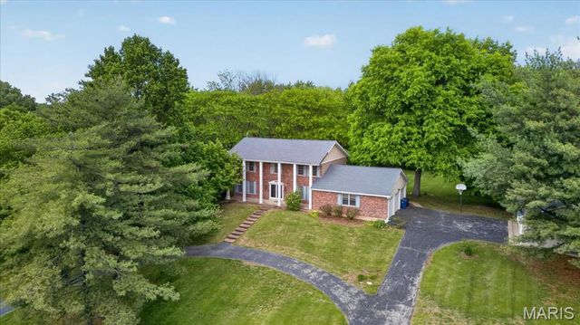 14731 Philip Meadows Court, Florissant, MO 63034