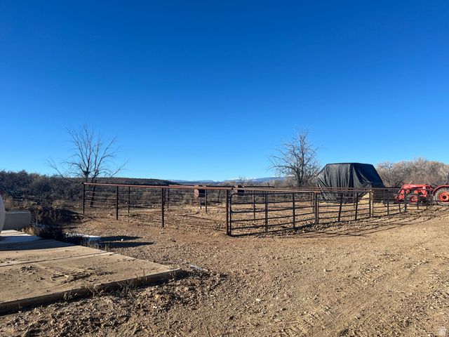 2472 W 3000 N, Roosevelt, UT 84066