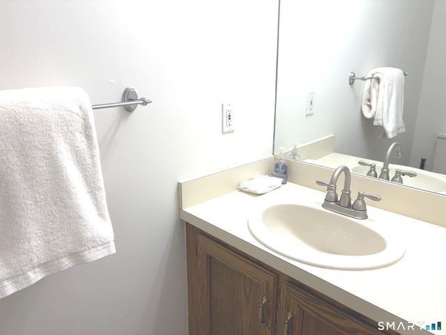 166 Old Brookfield Road 33-1, Danbury, CT 06811