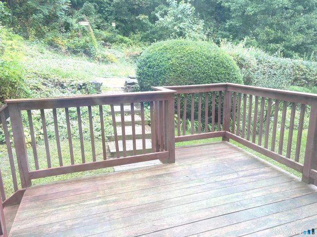 166 Old Brookfield Road 33-1, Danbury, CT 06811