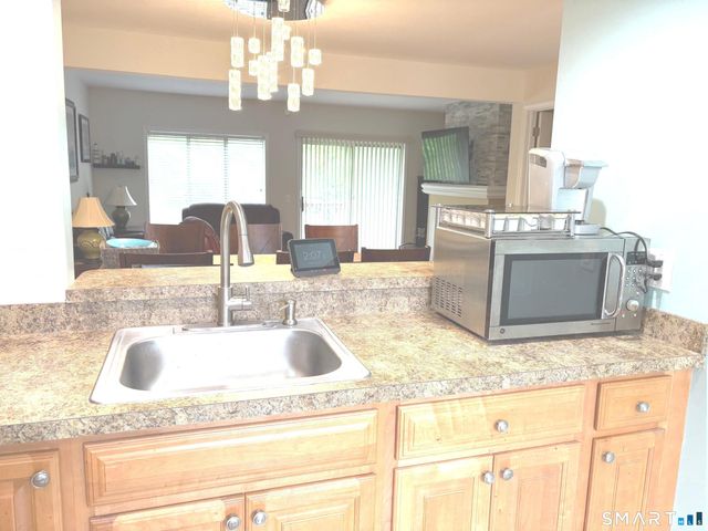 166 Old Brookfield Road 33-1, Danbury, CT 06811