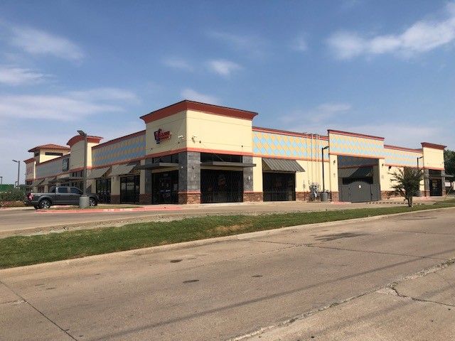 537 Dallas, Grand Prairie, TX 75051