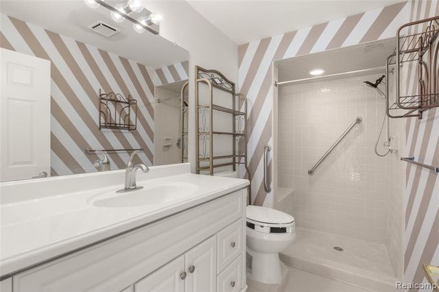 441 Parkview Drive Drive, Detroit, MI 48214