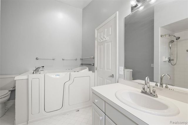 441 Parkview Drive Drive, Detroit, MI 48214