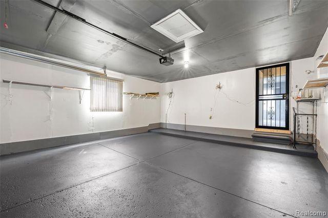 441 Parkview Drive Drive, Detroit, MI 48214