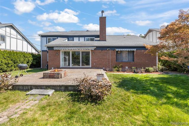 441 Parkview Drive Drive, Detroit, MI 48214