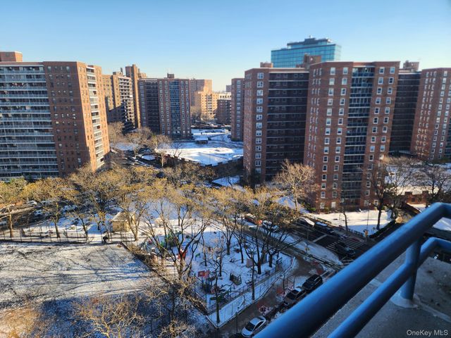 6254 97th Place 12J, Rego Park, NY 11374